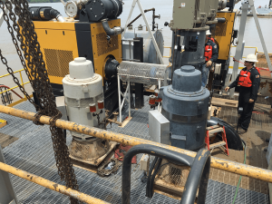 Kostmayer_dock_repair_IMG_4815-300